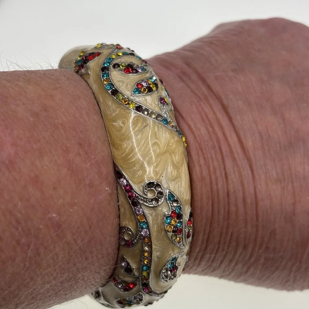 Vintage Rhinestone Bracelet Cream Marbled Enamel Hinged Clamper Art Nouveau READ
